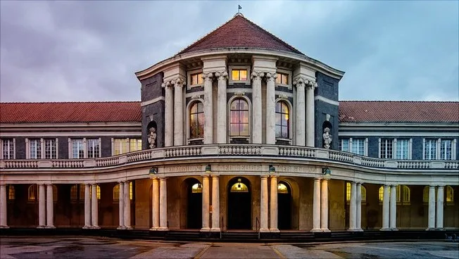 Universität Hamburg kampüsü ve Almanya'da üniversite başvuru rehberi